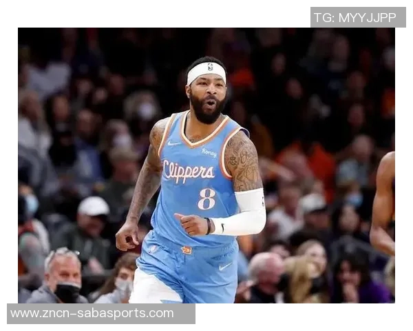 杰基杨全能表现助球队获胜20投10中砍下32分4篮板10助攻1抢断