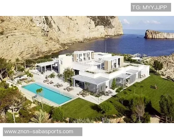 梅西伊比萨岛豪宅因前房主违规扩建面临拆除风险