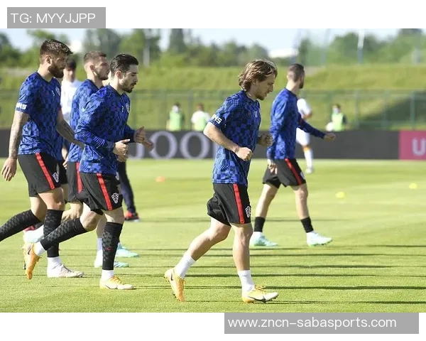 欧冠赛场英西德法四强全胜本周中德法强强对决引关注 欧冠赛场英西德法四强全胜本周中德法强强对决引关注